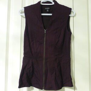 LE CHATEAU burgundy zip up sleeveless peplum top